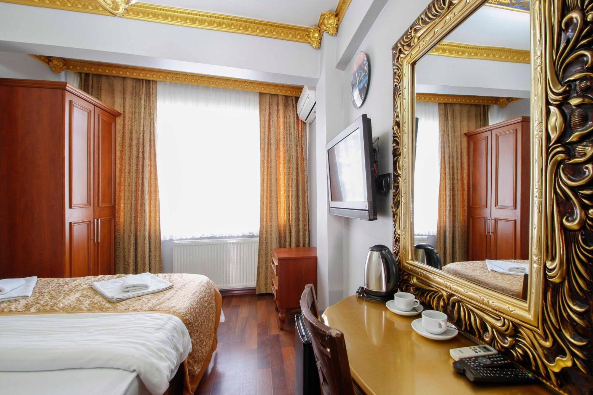 Californiacityhotel Istanbul Exterior photo